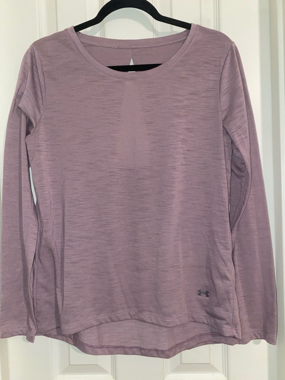 Under Armour Women’s Whisperlight Long-Sleeve Crew Top
